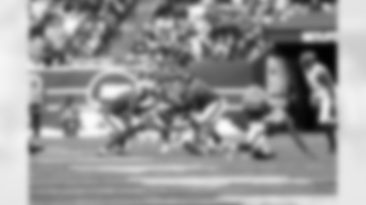 OLB Abdul Carter (51), DL Dexter Lawrence II (97)