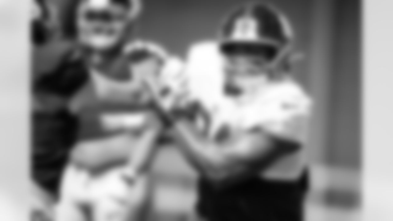 DT Elijah Chatman (94)