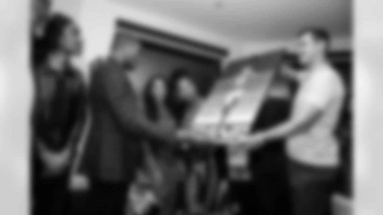 ILB Bobby Okereke (58)