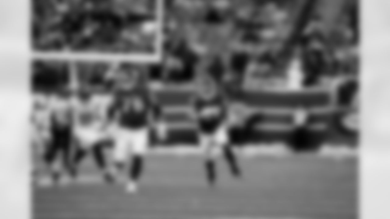 TE Theo Johnson (84)