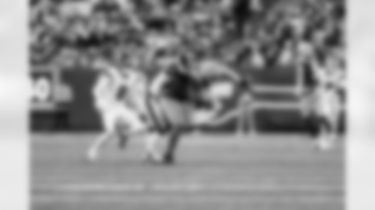 CB Dru Phillips (22)