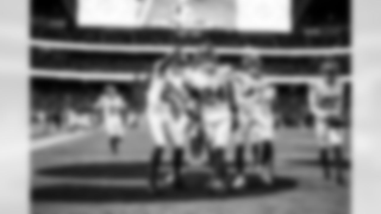 S Dane Belton (24), CB Art Green (23), OLB Zaire Barnes (46), S Raheem Layne (43), CB Art Green (23), CB Dru Phillips (22)