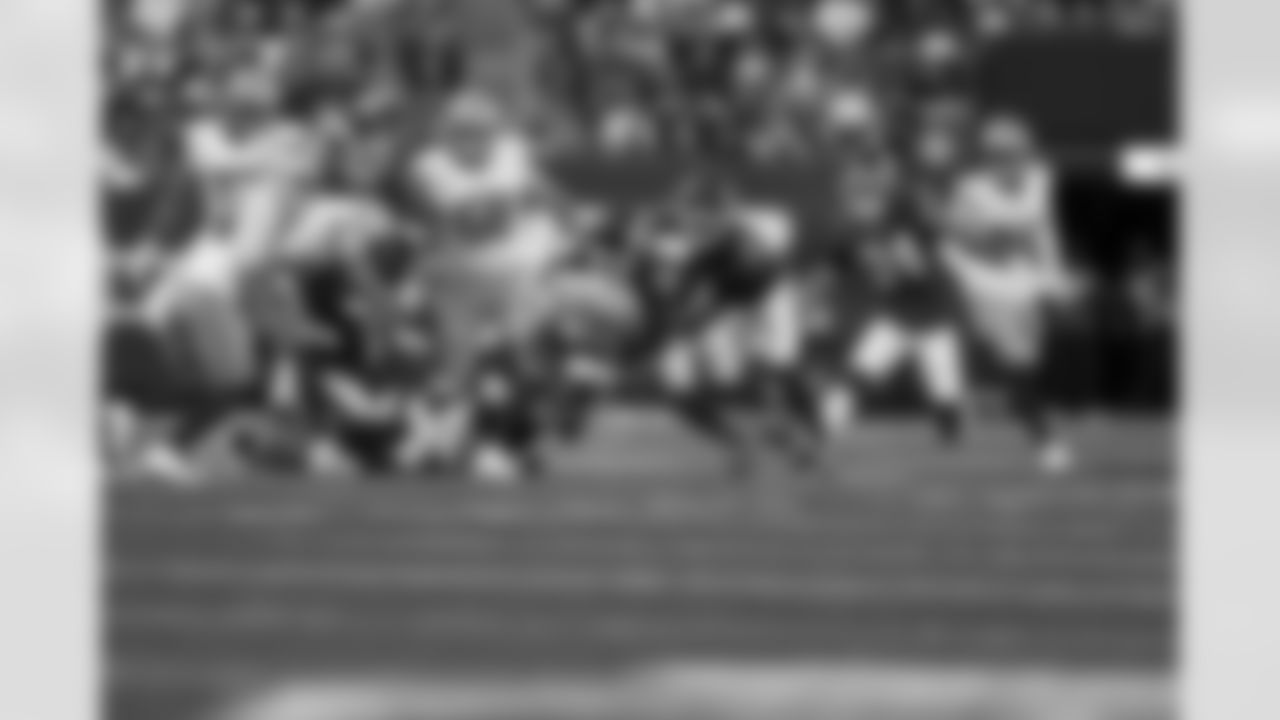 ILB Bobby Okereke (58)