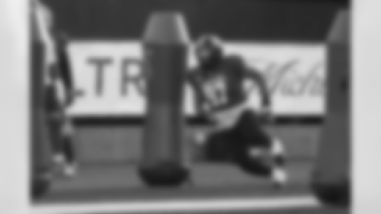 American Team defensive tackle Chris McClellan (97), of Missouri, runs through drills during practice for the Senior Bowl NCAA college football game Tuesday, Jan. 27, 2026, in Mobile, Ala. (AP Photo/Butch Dill)