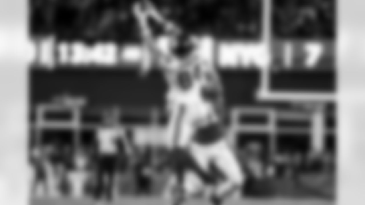 TE Theo Johnson (84)