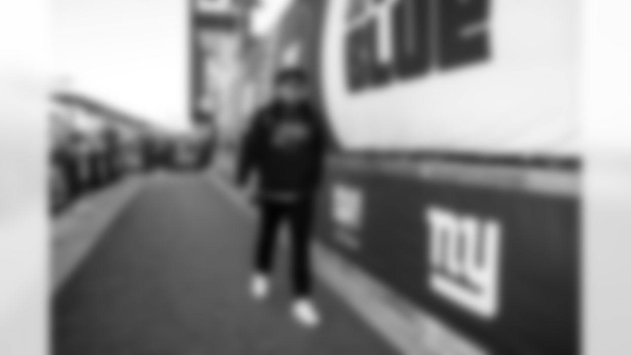 DL Elijah Garcia (90)