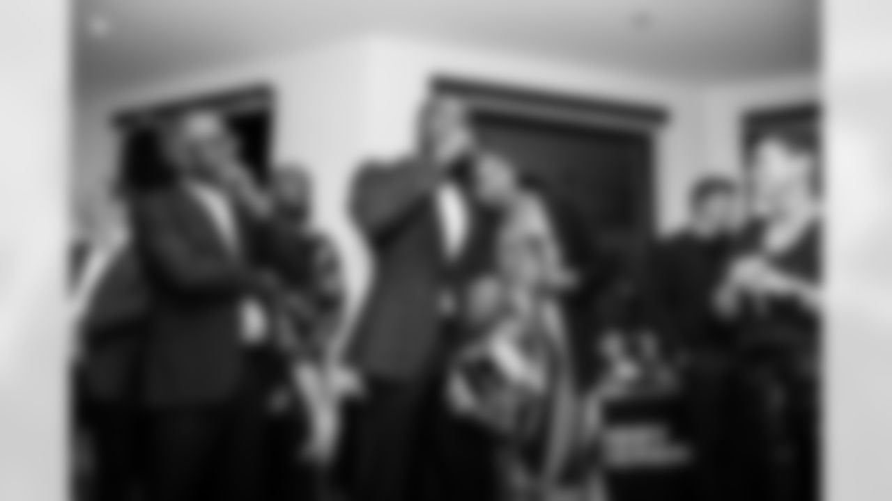 ILB Bobby Okereke (58)