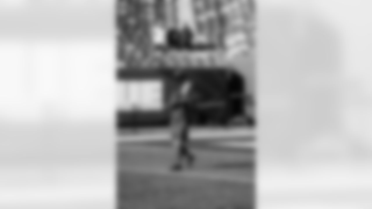 WR Gunner Olszewski (80)