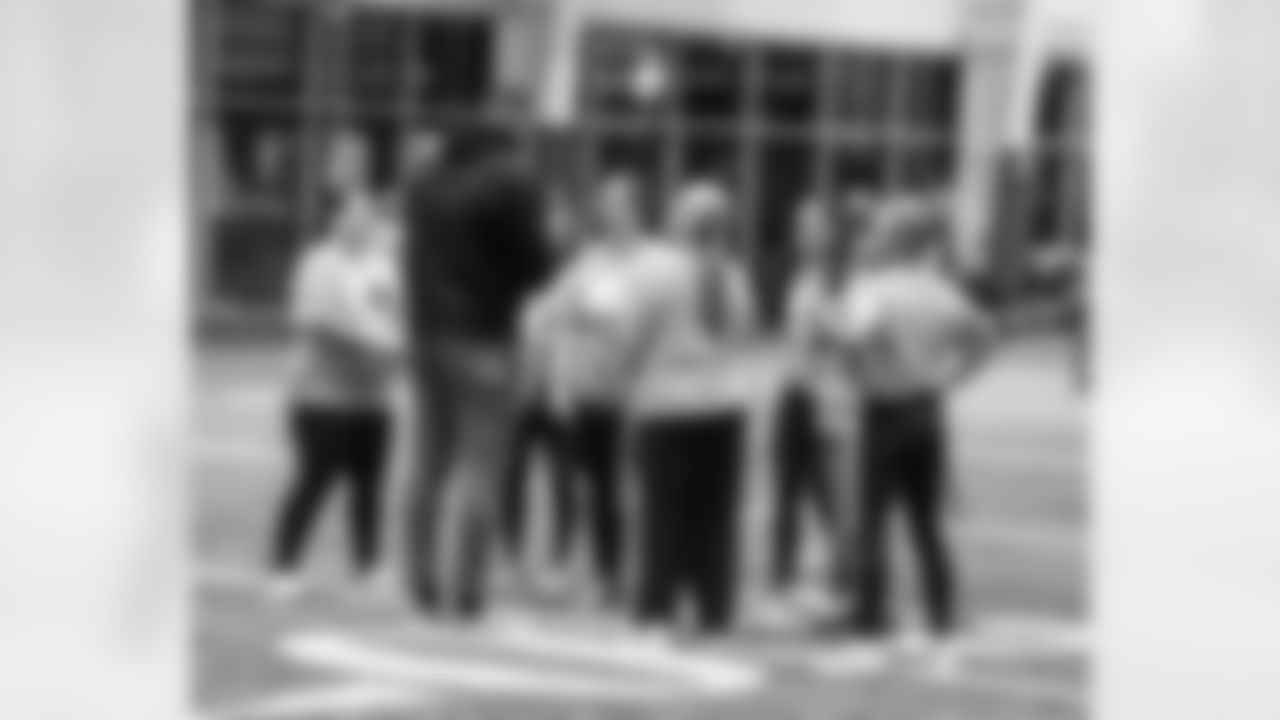 New York Giants defensive tackle Roy Robertson-Harris (95)