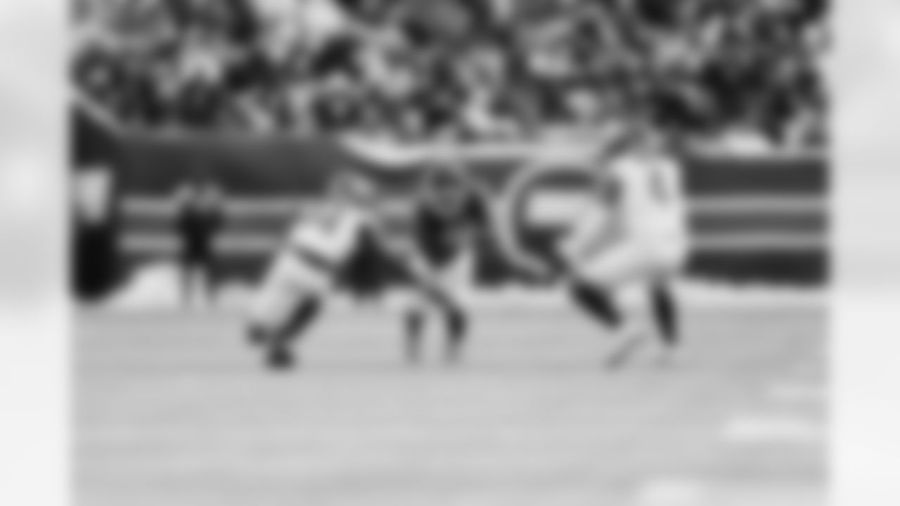 RB Devin Singletary (26)