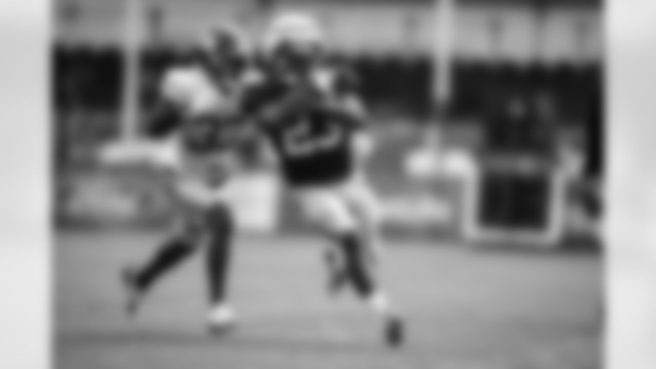 RB Jonathan Ward (23)