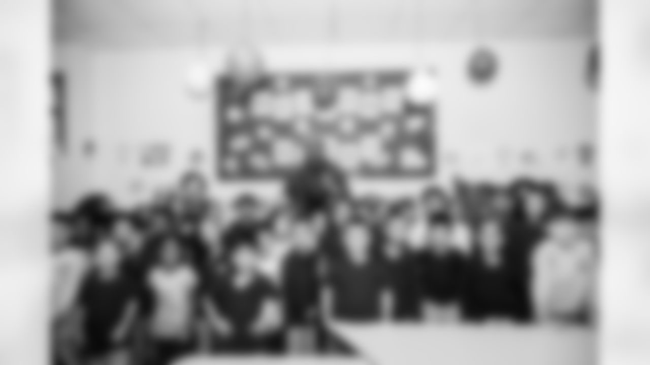 ILB Bobby Okereke (58)