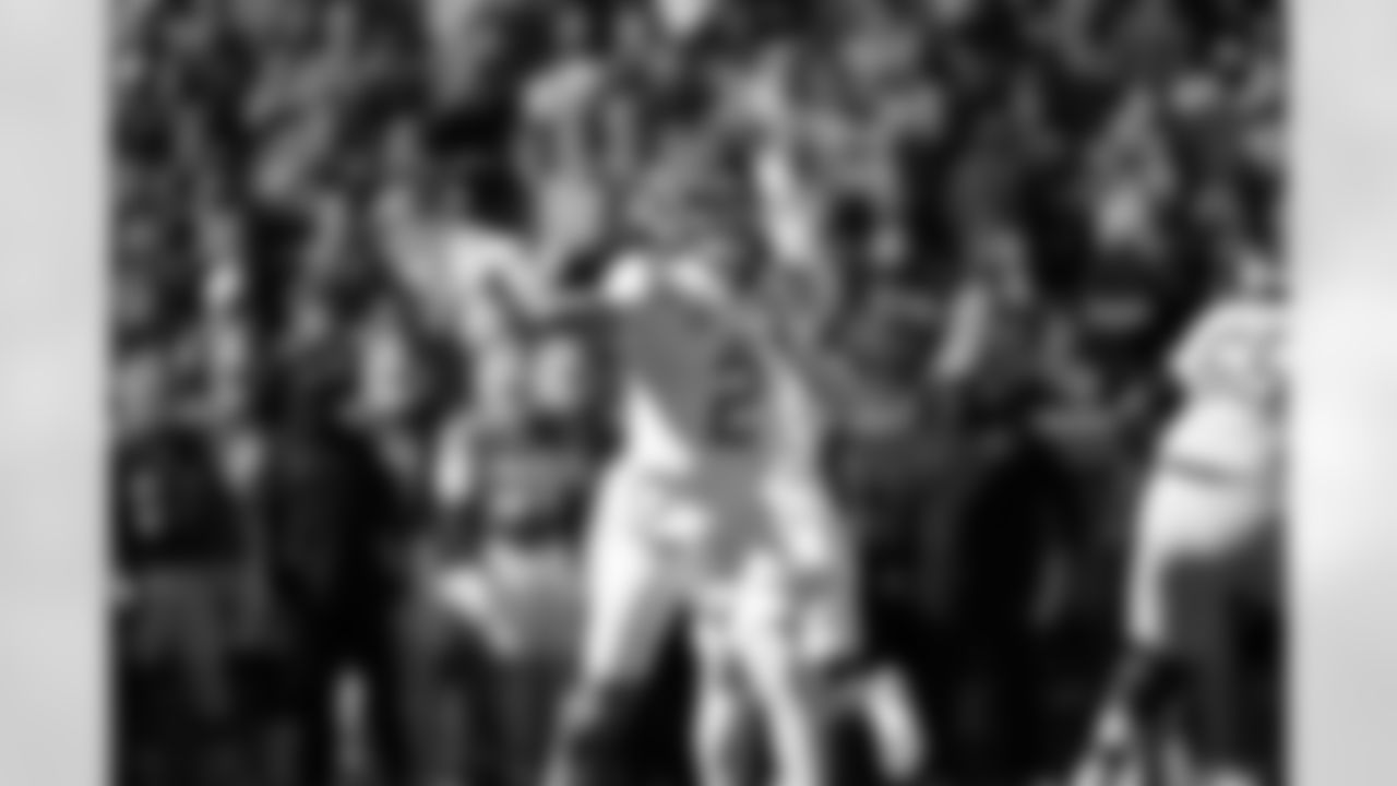 Mississippi quarterback Jaxson Dart (2) throws a pass against Florida during the first half of an NCAA college football game, Saturday, Nov. 23, 2024, in Gainesville, Fla. (AP Photo/Phelan M. Ebenhack)