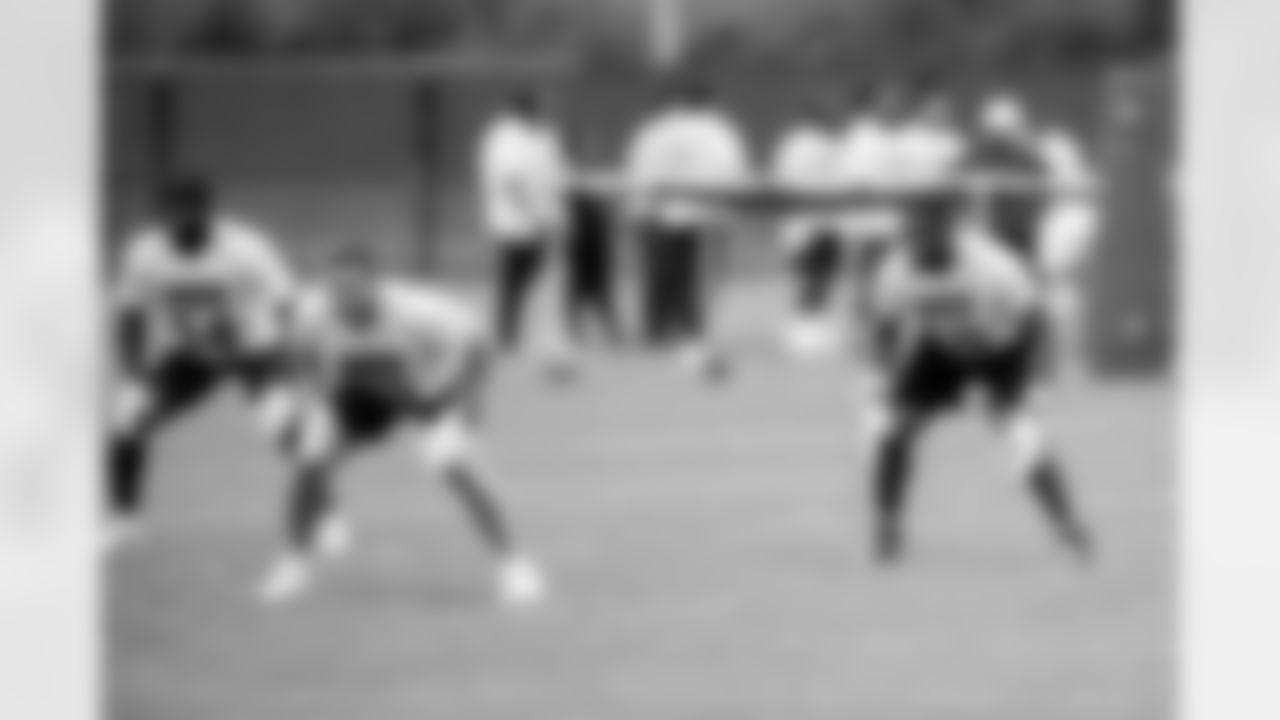 ILB Bobby Okereke (58)