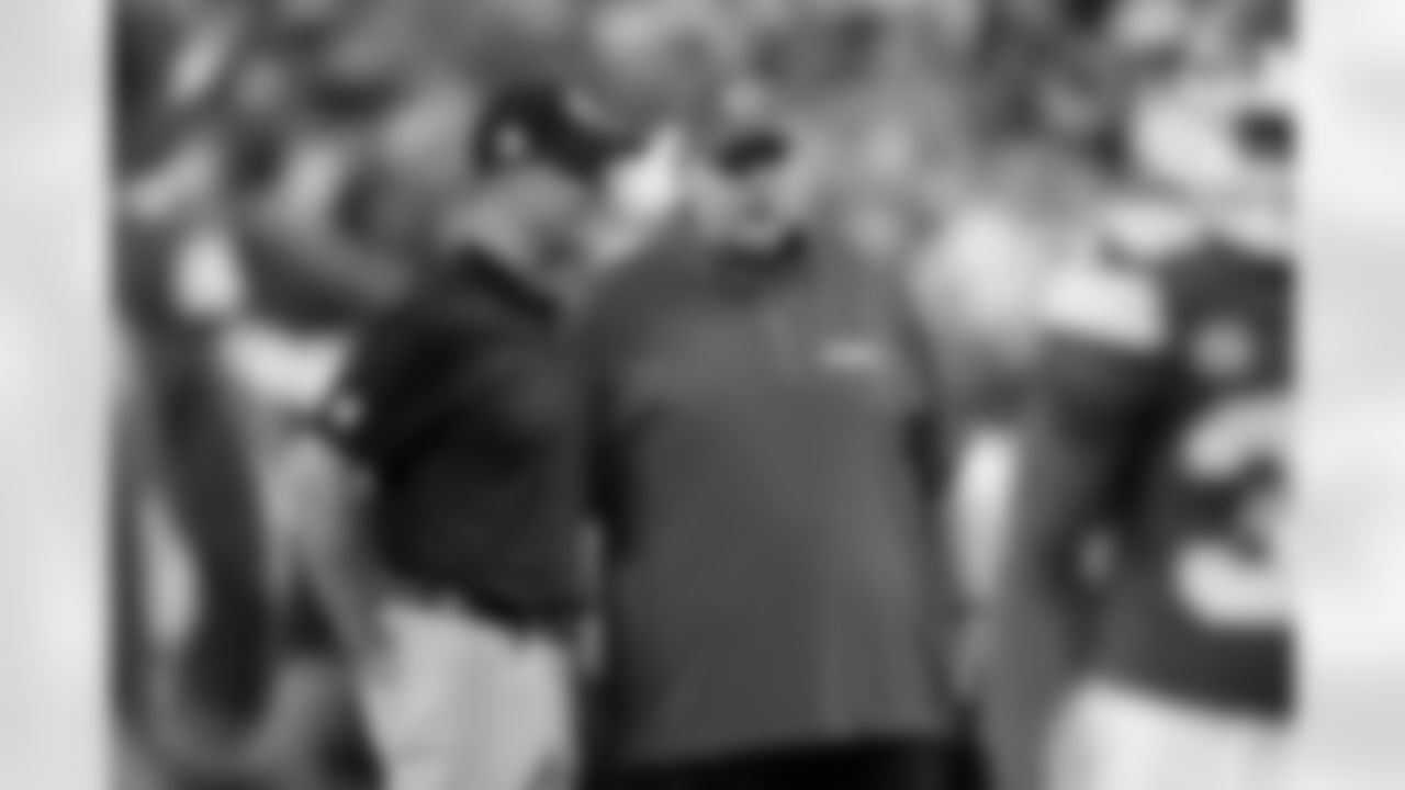 Baltimore Ravens head coach John Harbaugh, left, talks with Kansas City Chiefs head coach Andy Reid before the start of an NFL football game Thursday, Sept. 5, 2024, in Kansas City, Mo. (AP Photo/Charlie Riedel)
