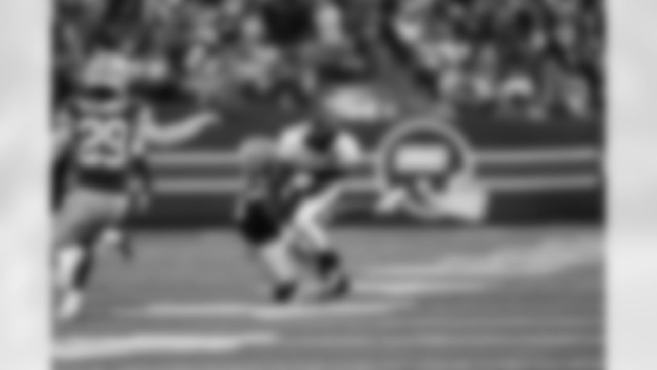 TE Theo Johnson (84)