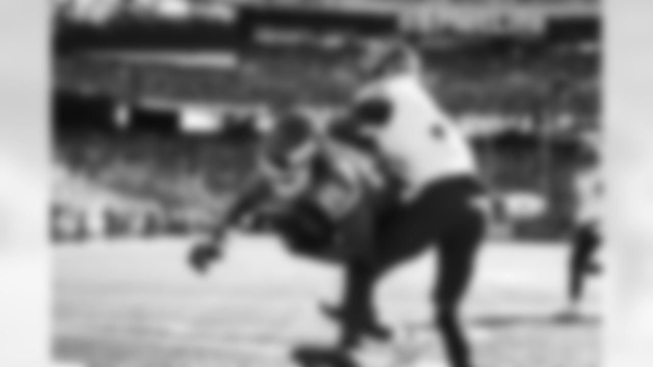 New York Giants tight end Chris Manhertz (85), touchdown