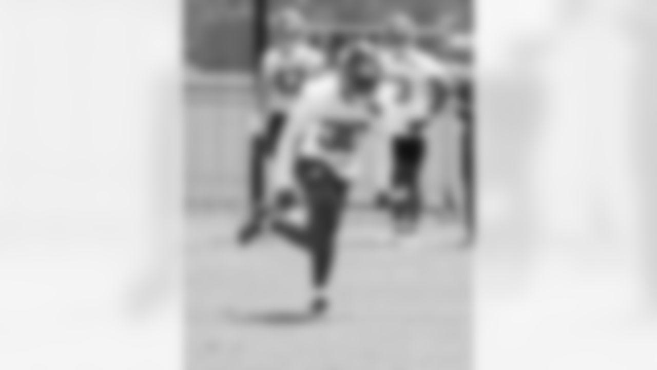 CB TJ Moore (30)