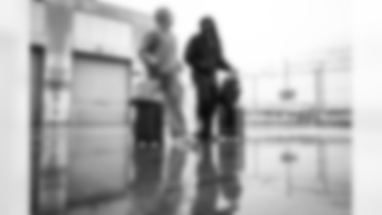 QB Jaxson Dart (6), S Tyler Nubin (27)