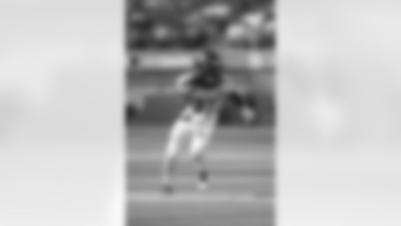 Jacksonville Jaguars cornerback Tre Herndon (37) runs during an NFL football game against the Los Angeles Chargers Sunday, Sept. 25, 2022, in Inglewood, Calif. (AP Photo/Kyusung Gong)