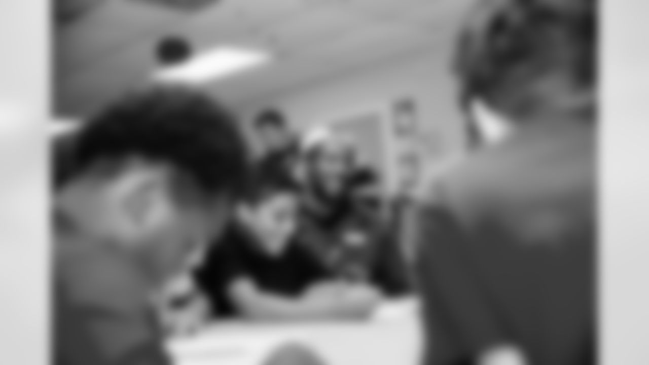 ILB Bobby Okereke (58)