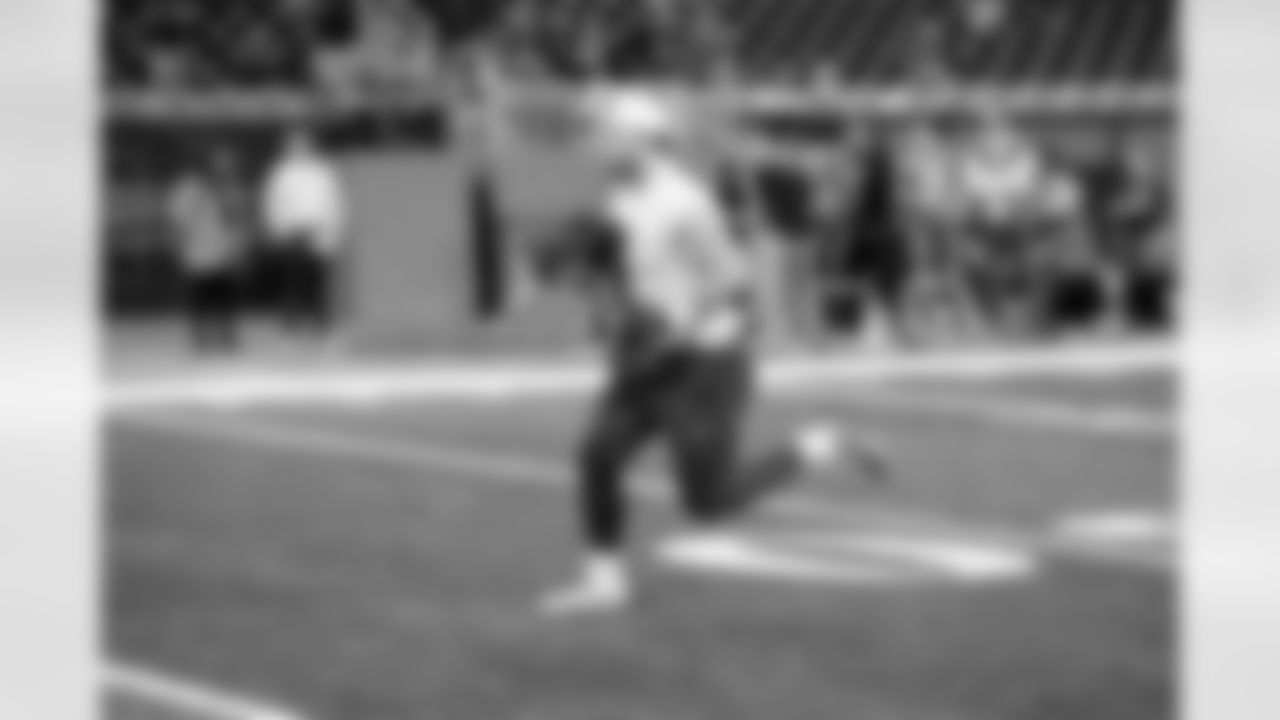 TE Daniel Bellinger (82)