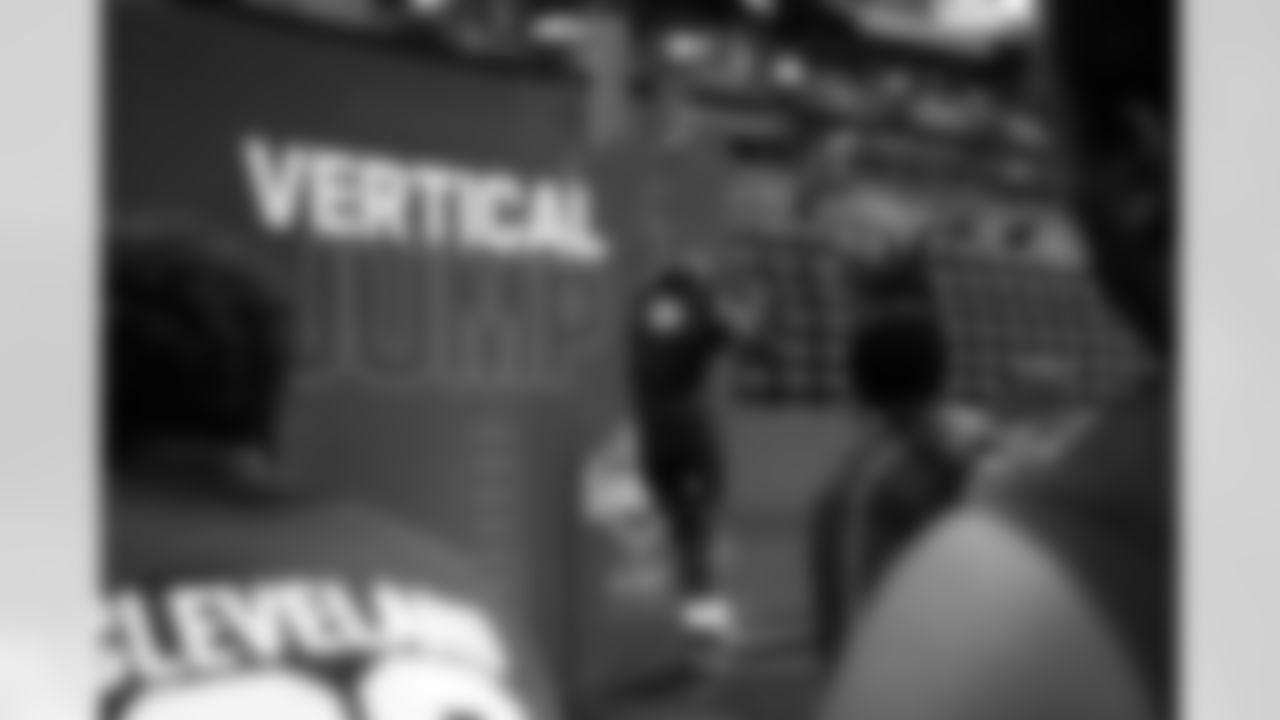 Florida defensive lineman Caleb Banks (02) participates in the vertical jump during the 2026 NFL Scouting Combine on Thursday, February 26, 2026 in Indianapolis, Indiana. (Lauren Leigh Bacho/NFL)