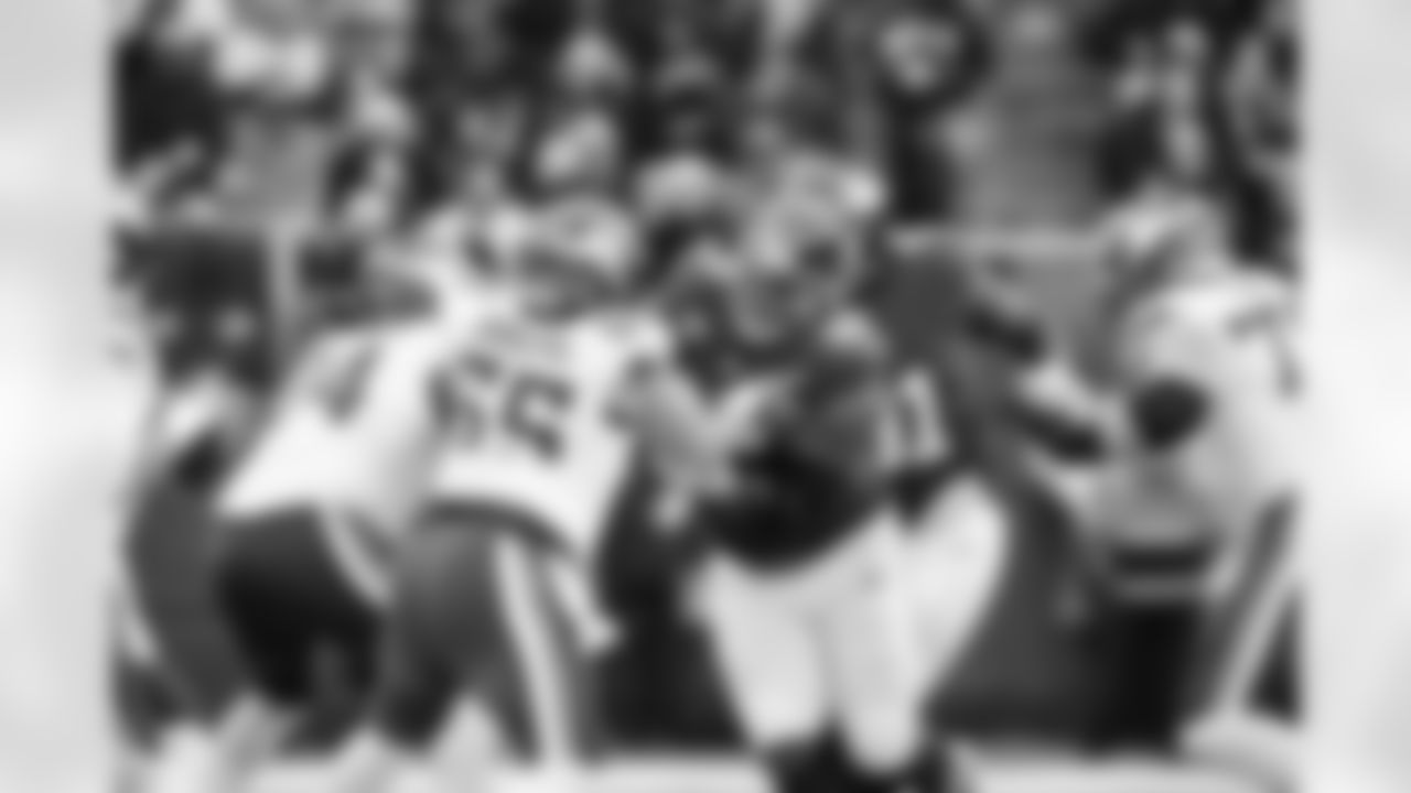 DL Dexter Lawrence II (97)