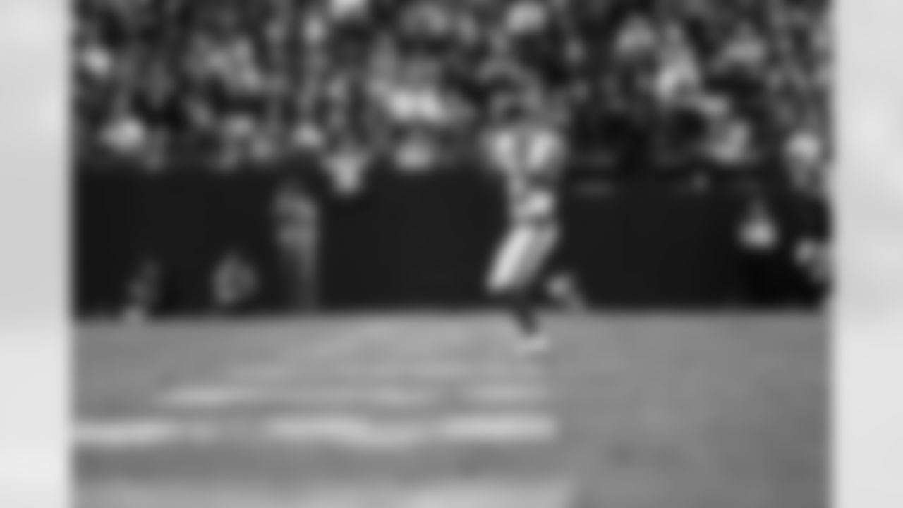 WR Wan'Dale Robinson (17)