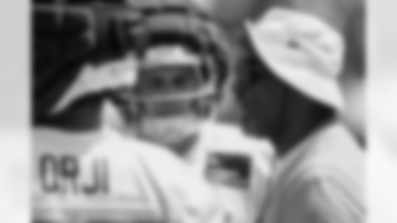 Frank Bush - Inside Linebackers Coach