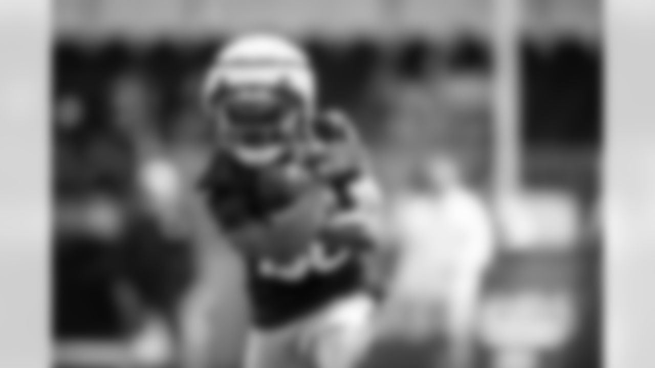 WR Montrell Washington (80)