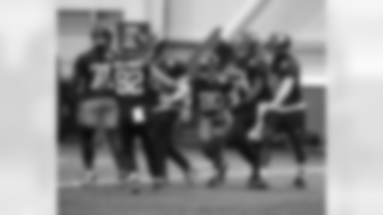 WR Montrell Washington (80),TE Daniel Bellinger (82)