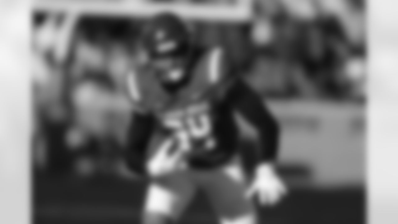 National Team wide receiver Josh Cameron (34), of Baylor, carries the ball during the second half of the Senior Bowl NCAA college football game Saturday, Jan. 31, 2026, in Mobile, Ala. (AP Photo/Butch Dill)