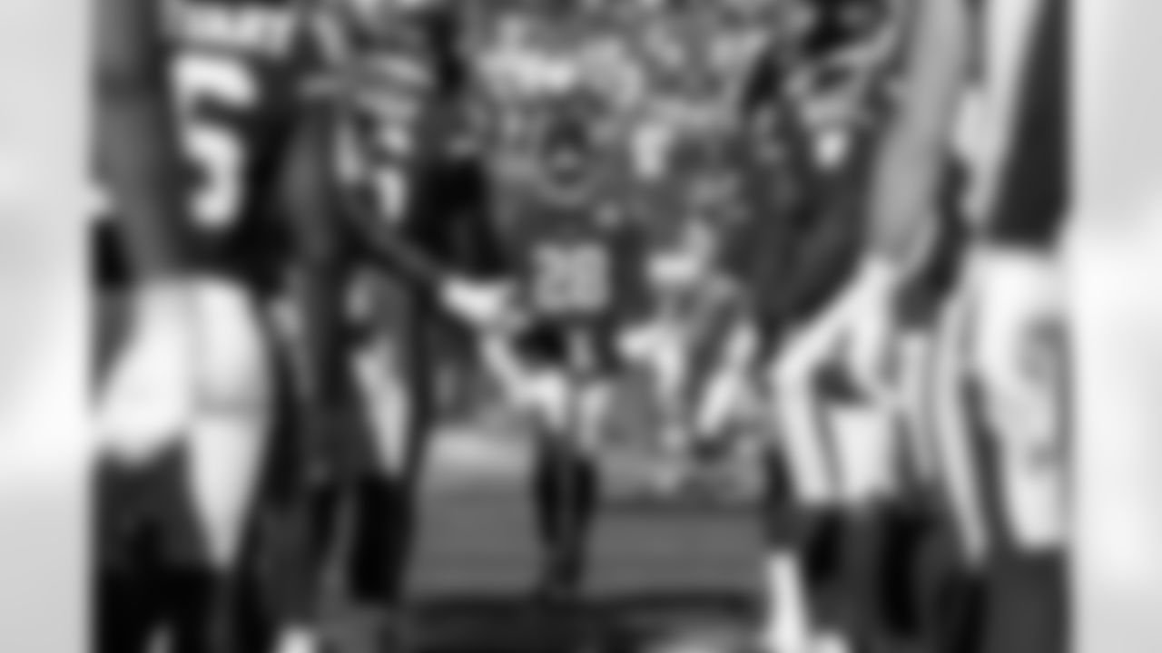 CB Cor'Dale Flott (28)