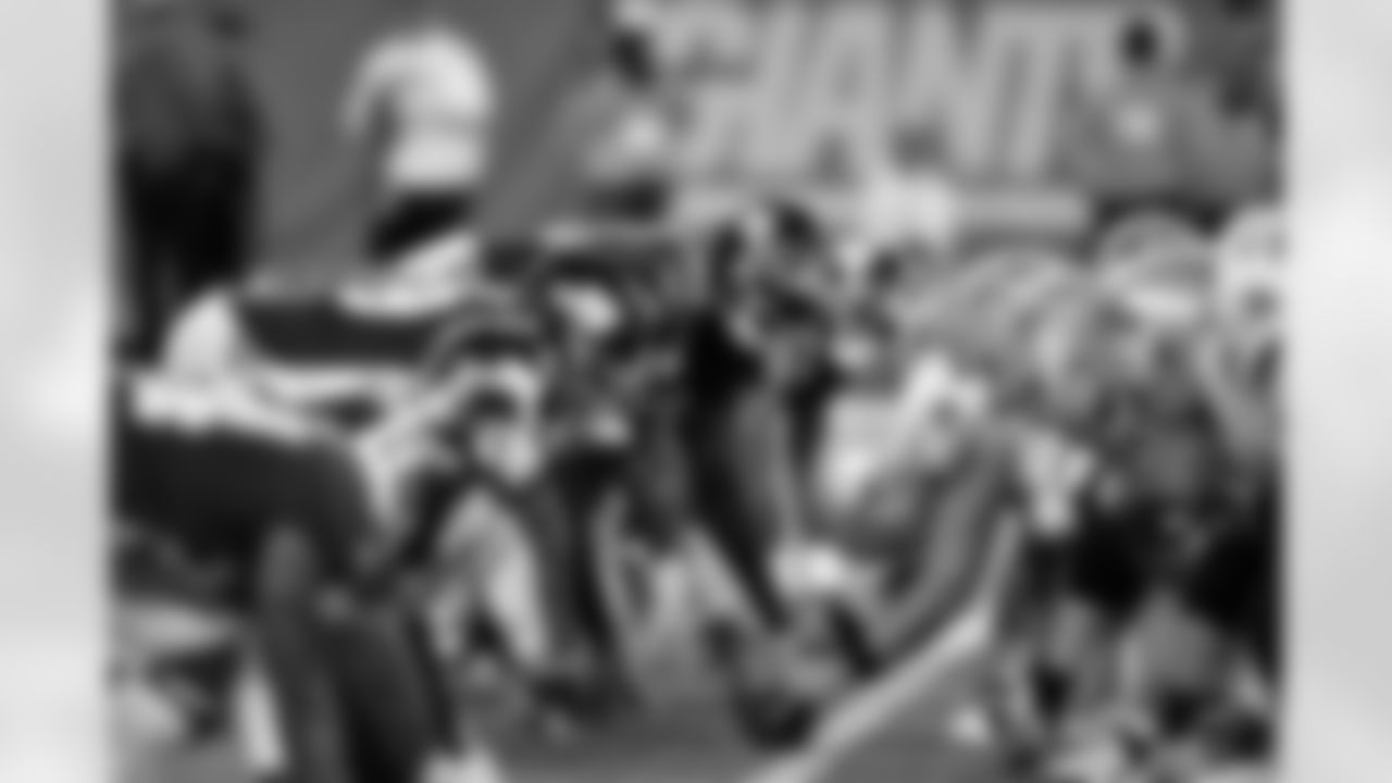 A look down the line of scrimmage as the New York Giants take on the Detroit Lions during a NFL football game Monday September 18, 2017 in East Rutherford, N.J. (Evan Pinkus via AP)
