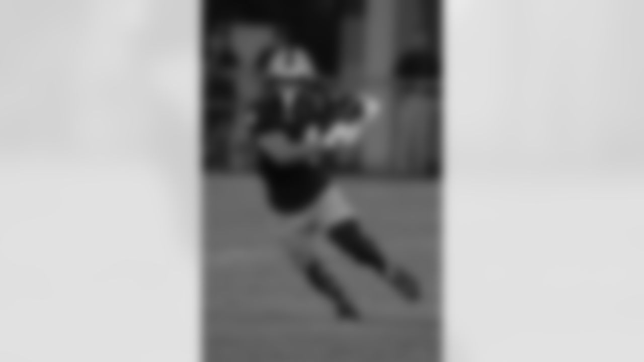 Arizona State running back Cam Skattebo (4) runs the ball in the first half during an NCAA football game against Wyoming on Saturday, Aug. 31, 2024, in Tempe, Ariz. (AP Photo/Rick Scuteri)