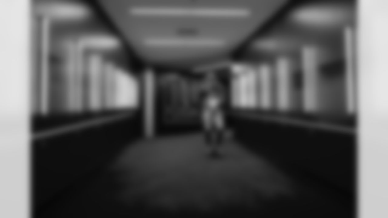 RB Tyrone Tracy Jr. (29)