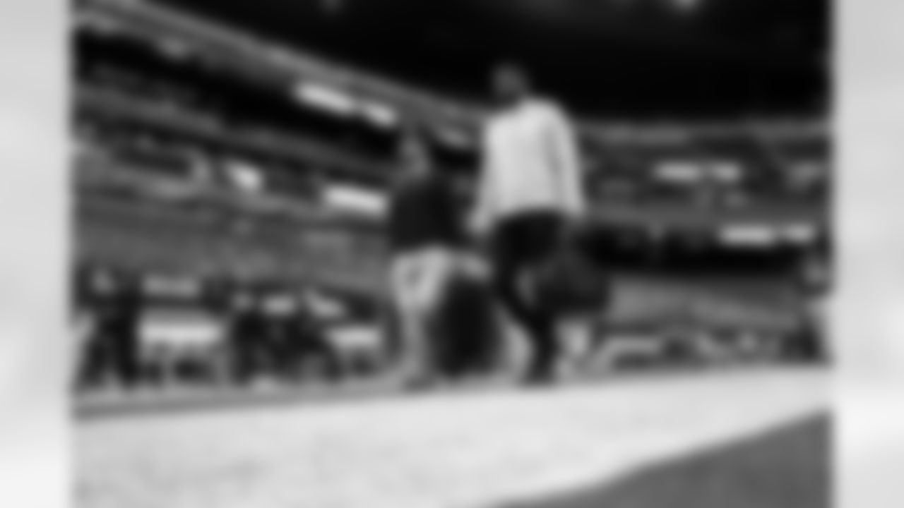 LB Demetrius Flannigan-Fowles (33)