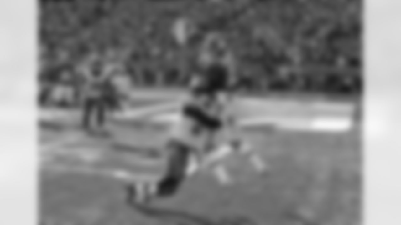 Odell Beckham Jr. (2016) - 1,367 receiving yards