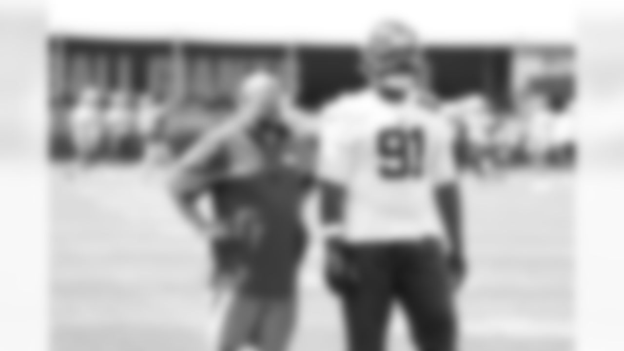 Brian Daboll, DT Darius Alexander (91)