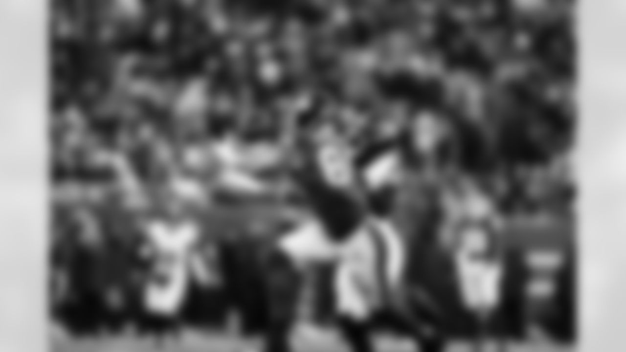 TE Theo Johnson (84)