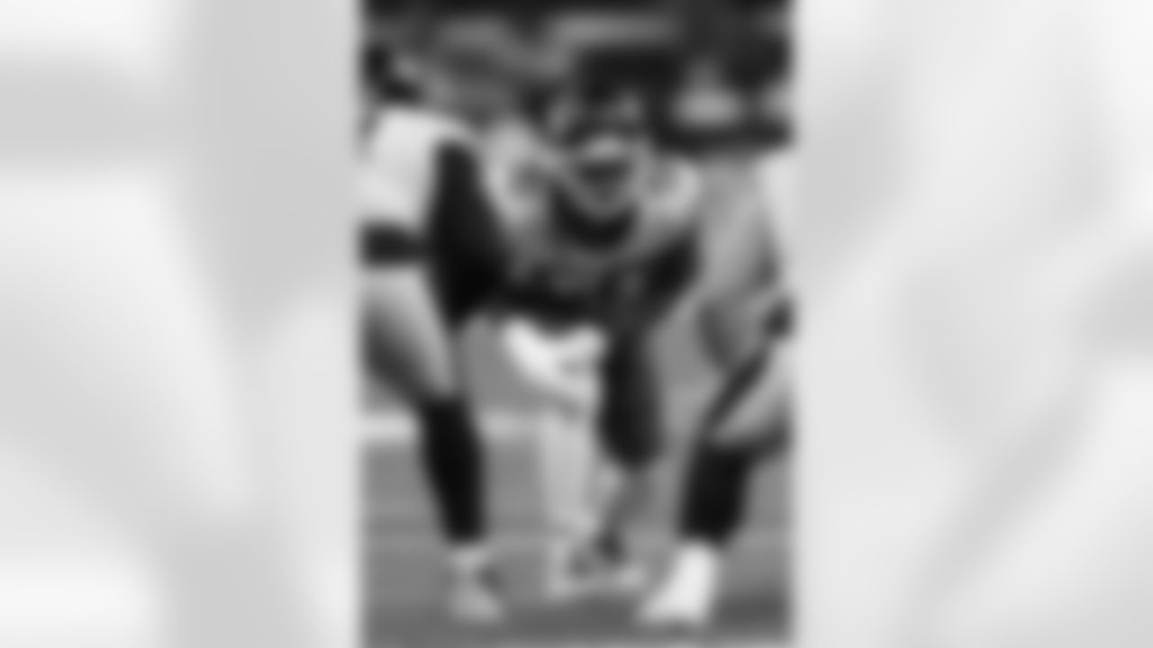 No. 93 Quincy Williams, LB