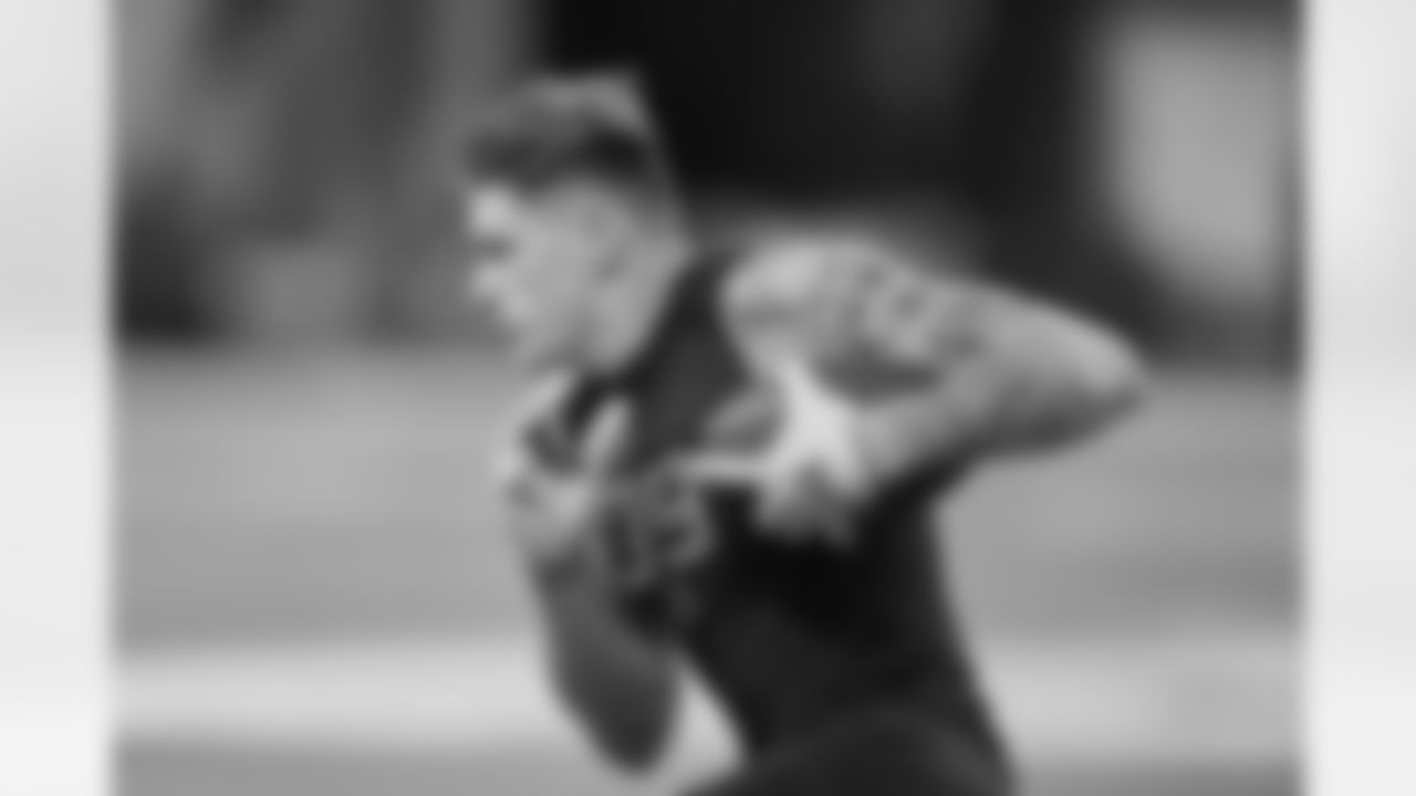 Nebraska tight end Thomas Fidone II runs a drill at the NFL football scouting combine in Indianapolis, Friday, Feb. 28, 2025. (AP Photo/Michael Conroy)
