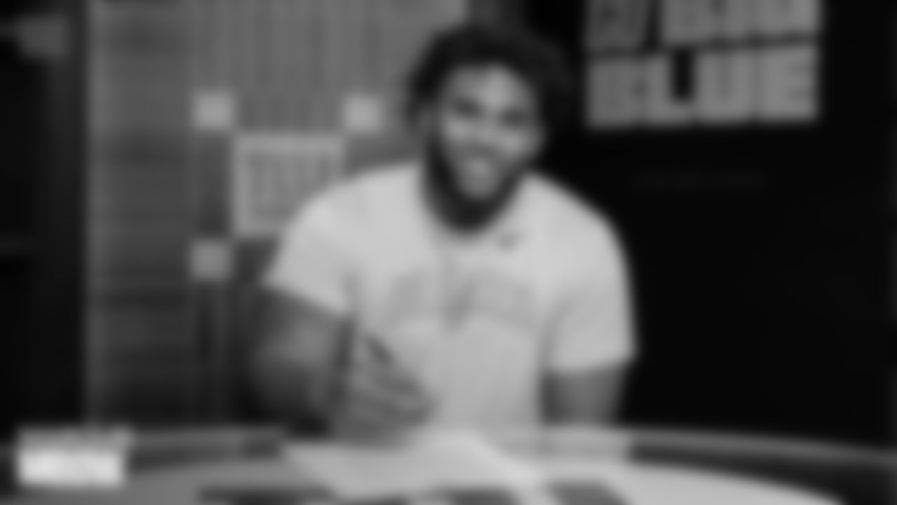 OL Marcus Mbow - Selection List Signing (May 9)