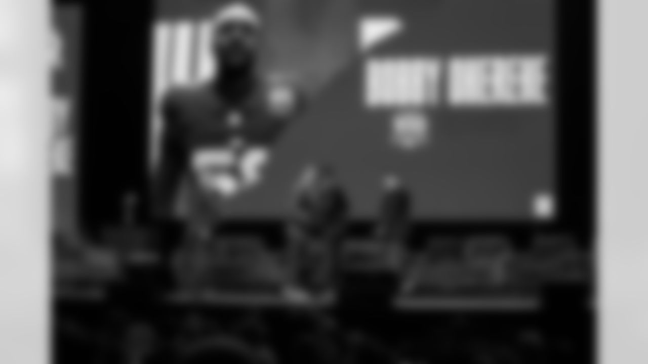 ILB Bobby Okereke (58)