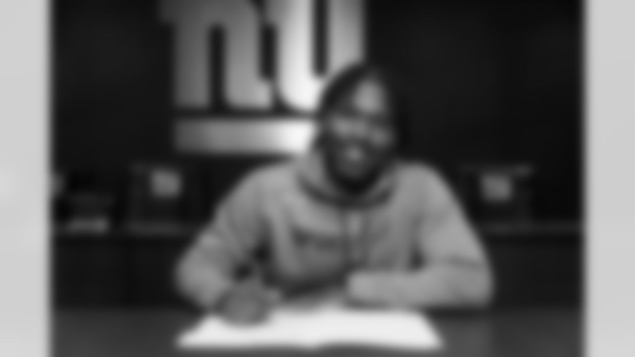 RB Tyrone Tracy Jr. - Selection List Signing (May 10)