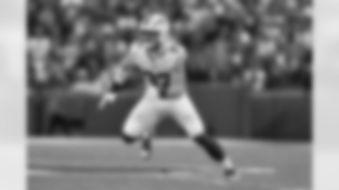 No. 50 Joey Bosa, Edge