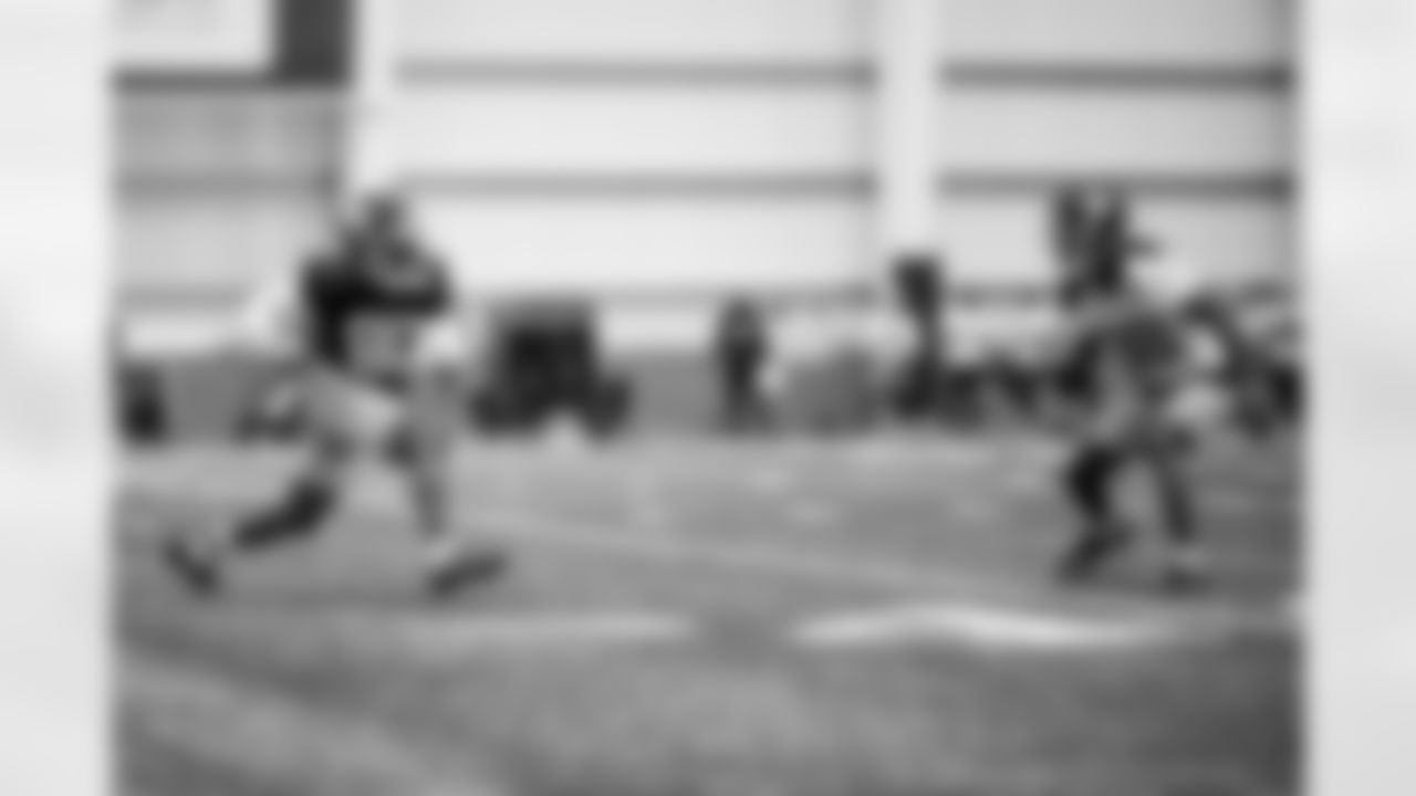 WR Montrell Washington (80)