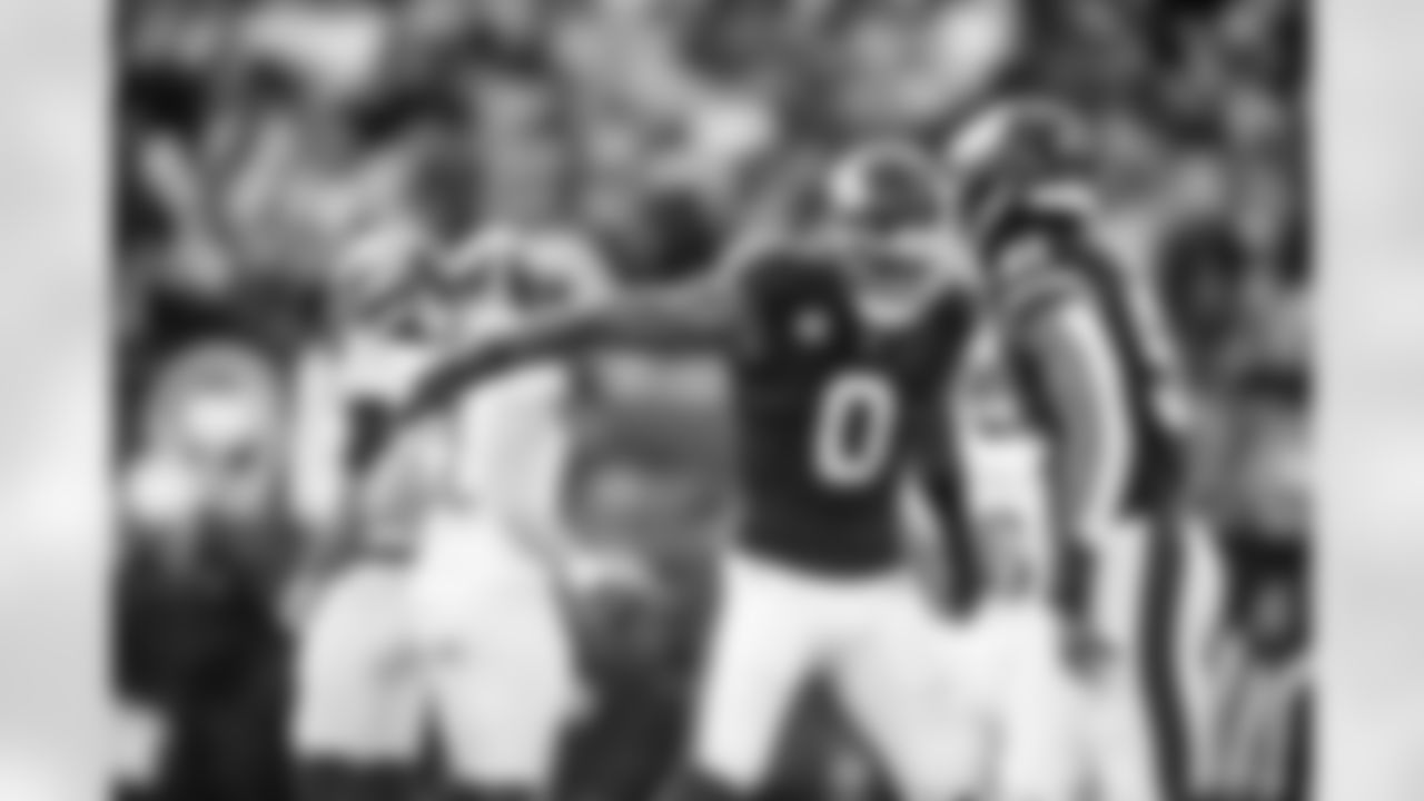 OLB Brian Burns (0) , OLB Abdul Carter (51)