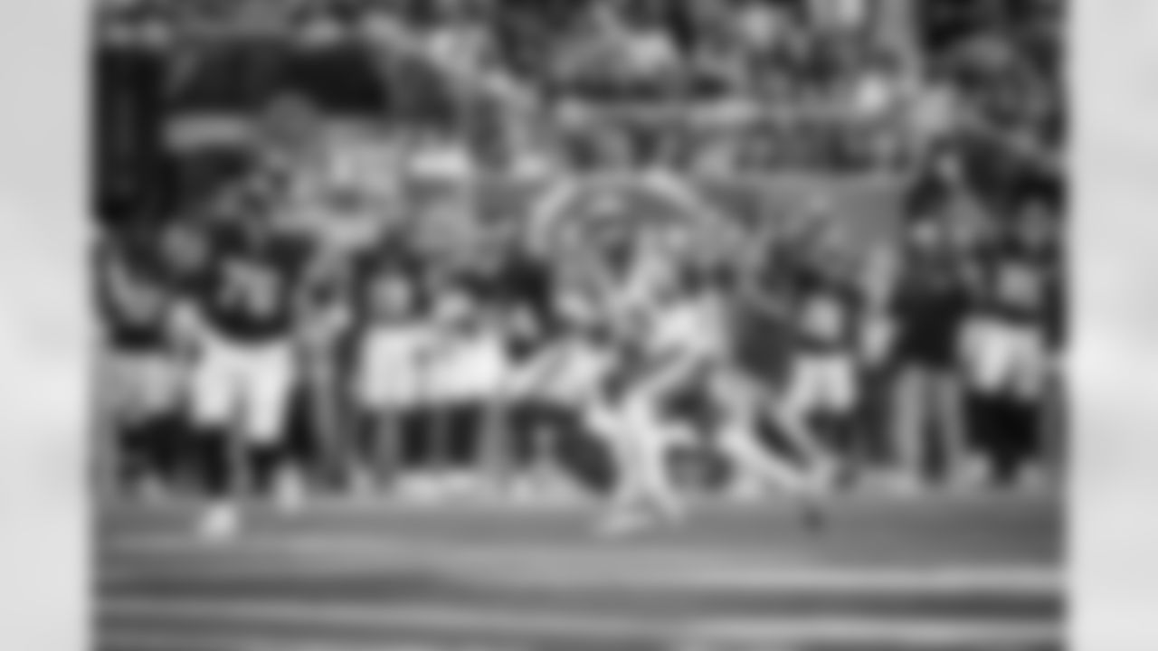 G Jon Runyan Jr. (76), TE Theo Johnson (84)